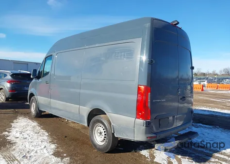 2019 Mercedes-Benz Sprinter 2500 High Roof V6 z USA, uszkodzony, nr VIN WD4PF0CD1KP094563